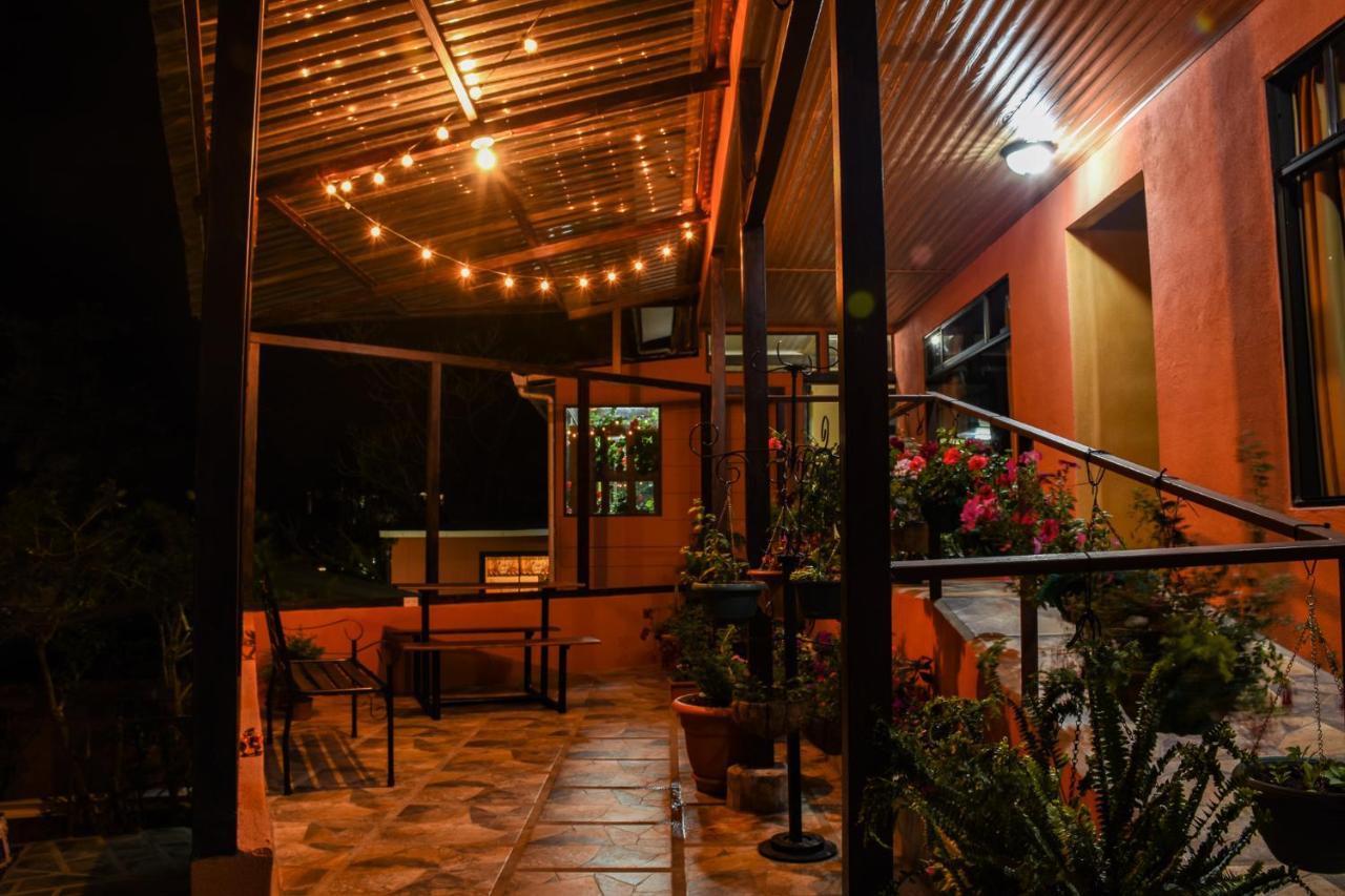 卡比纳斯艾迪住宿加早餐旅馆 Monteverde 外观 照片